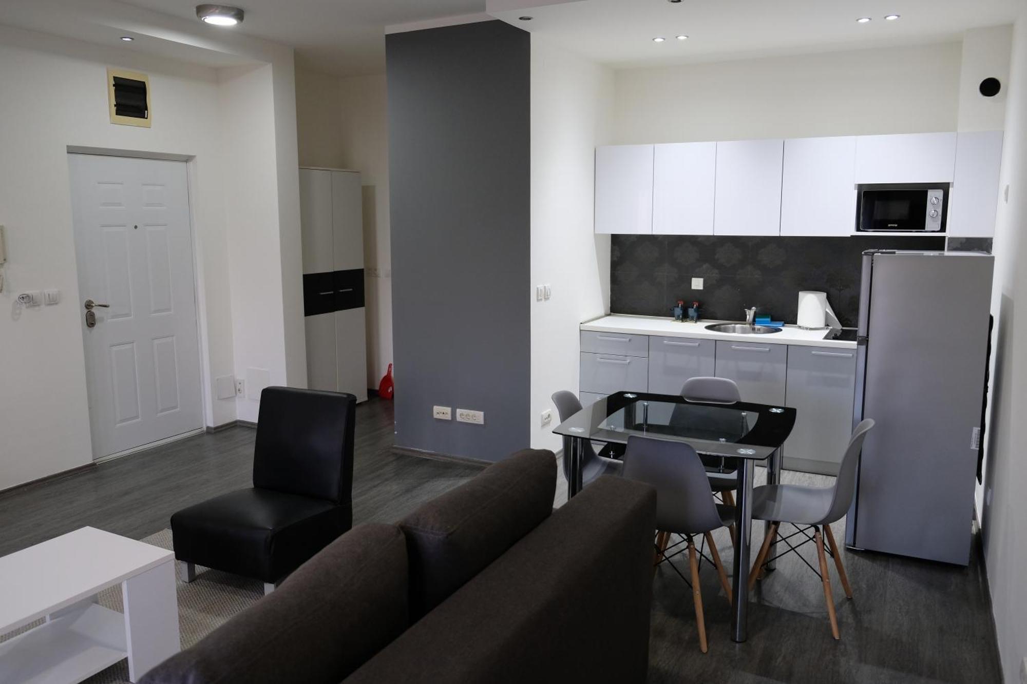 Ring Inn Apartments Obrenovac  Habitación foto