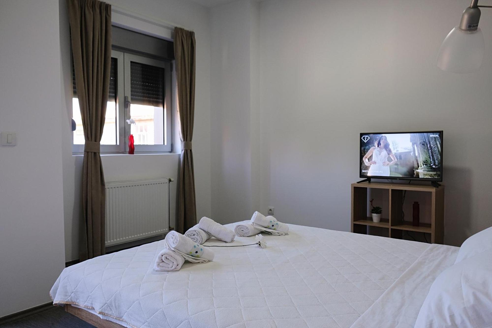 Ring Inn Apartments Obrenovac  Habitación foto
